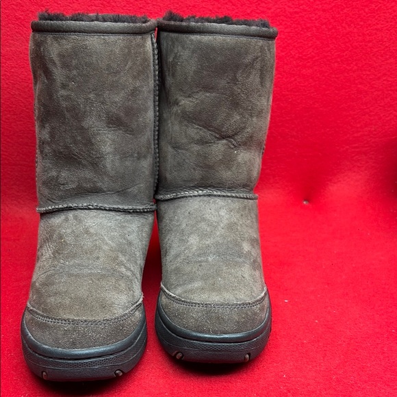 Brown Suede Winter Boots SZ 8 box 96 - Picture 1 of 7